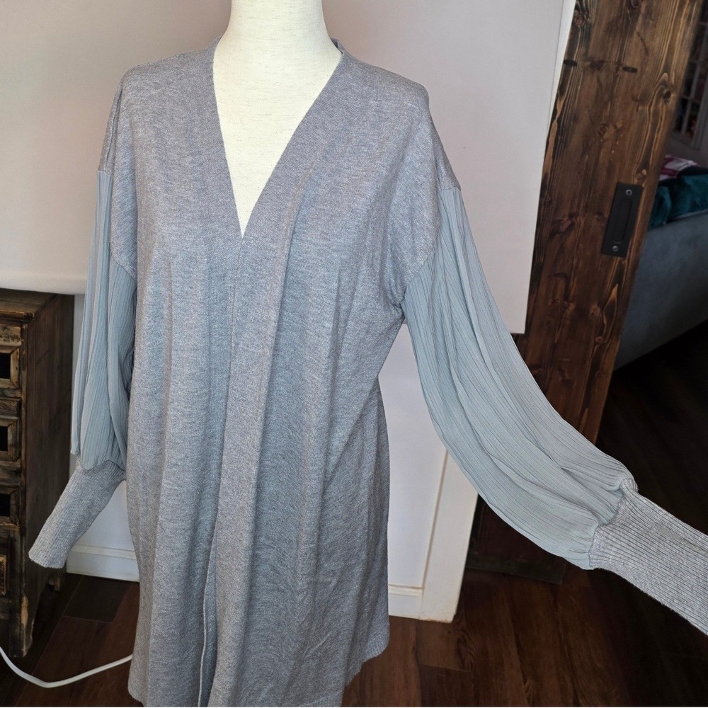 Sioni Milano Grey open front Cardigan Pleated Sleeves Med Soft‎ Viscose Blend